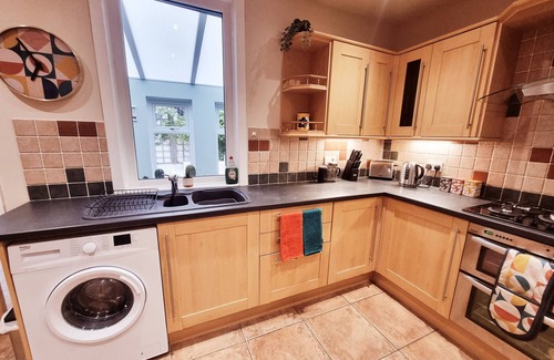 Lancaster House | Central Lancaster City Centre Cosy Terraced Gemn2 min walk from train station