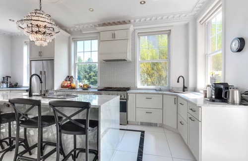 Quartier des Spectacles House | Central - Luxurious Mansion 7 Bedrooms 9000sqft