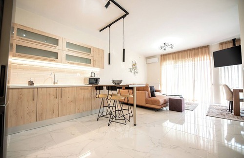 Thessaloniki City Centre Apartment | Central Luxury Apartment