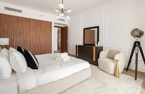 Al Wasl Apartment | Central Park Building, City Walk - 1BR Sophisticated Apartment