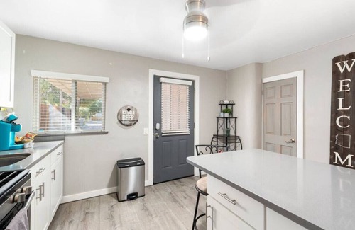 Downtown Phoenix House | Central Phoenix Casita w/Beautiful Patio (Unit B)