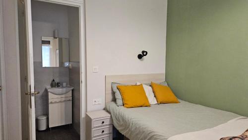 Uribarri House | Central River Room - private WC