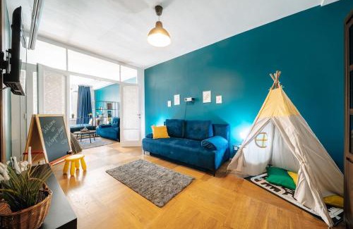 Prague 1 Apartment | Central Riverside 2BD Apt by Vltava & Theater