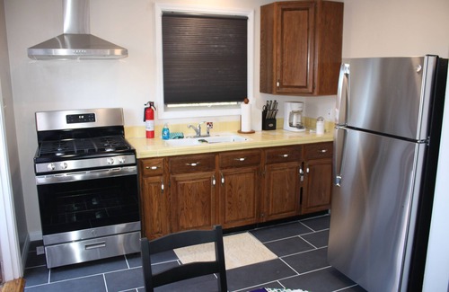 Linda Vista Apartment | Central San Diego Quiet Retreat one bedroom condo close to all