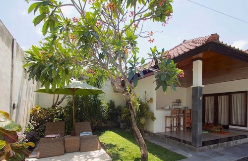Seminyak Villa | CENTRAL SEMINYAK 2BR MiCasa Villa-BIG PRIVATE POOL