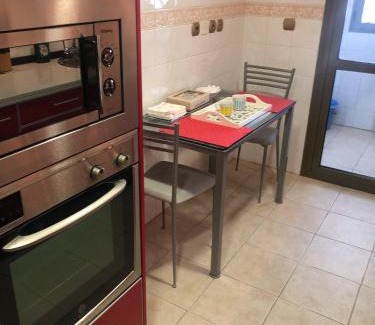 Plaza de Toros-Doctores-San Lazaro Apartment | Central, Spacious Parking