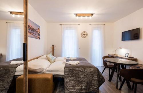 Csarnok negyed Apartment | Central Sphere Apartment