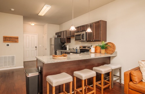 Starkville Condo | Central Starkville Retreat | No Stairs | Walk Everywhere