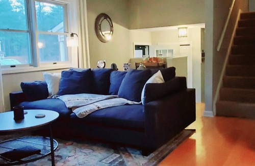 Gansevoort House | Central to everything