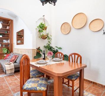 Centro - Sagrario Apartment | Central Top-Floor Apartment near Cathedral with Private Terrace - 3A