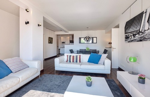 Sainte-Maxime City Centre Villa | CENTRAL VILLA with PANORAMIC SEA VIEWS - SAINTE-MAXIME - SLEEPS 14 !