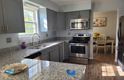 Norfolk House | Centrally Located 4 bedroom house