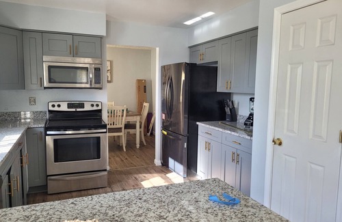 Norfolk House | Centrally Located 4 bedroom house