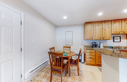Avon Condo | Centrally located condo with balcony, deck, & W/D - walk to ski lifts