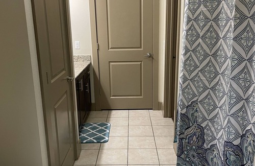 Woodlake - Briar Meadow Apartment | Centrally Located Cozy condo