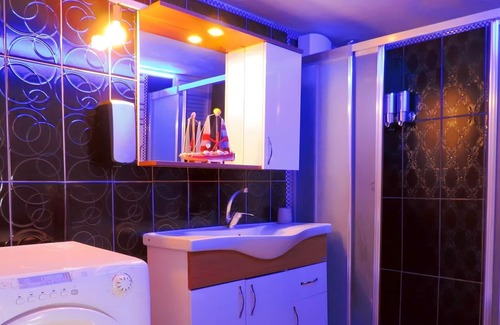 Muratpasa Apartment | Centrally located flat 5 min to OzdilekPark Mall