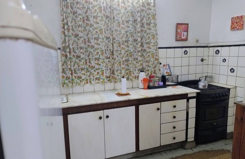 Santa Rosa House | Centrally located house Yrigoyen