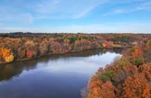 West Seneca House | Centrally Located in Seneca