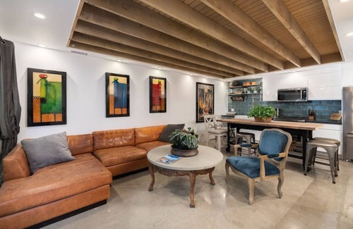 Dana Point House | Centrally located, newly remodeled coastal elegance property with large outdoor living space