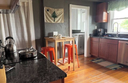 Rosemont Condo | Centrally located off Back Cove, 2nd floor 4 bedroom, 2 Bath condo w/deck