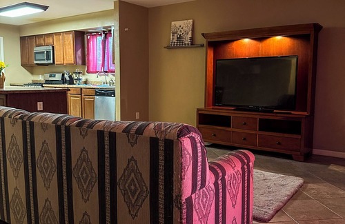 Yuma House | Centrally located older 4-bedroom house in lovely Yuma