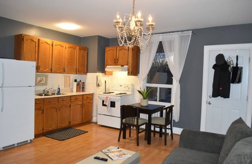 Yonge and Lawrence Apartment | Centrally located, one bedroom, 3rd floor walkup. Ideal for business traveler