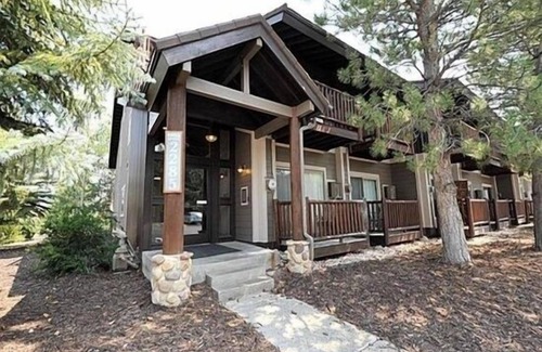 North Park City Condo | Centrally Located Studio Condo, minutes from Main St and Skiing!
