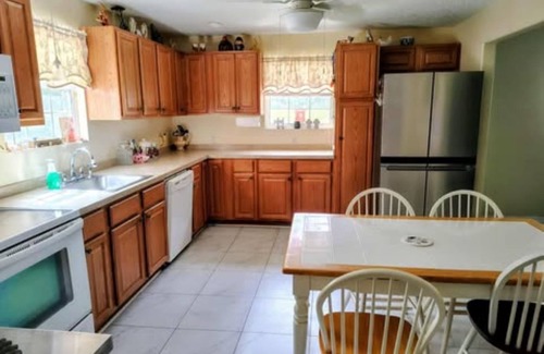 Citrus Springs House | Centrally located Tranquil 2-bedroom house in Dunnellon