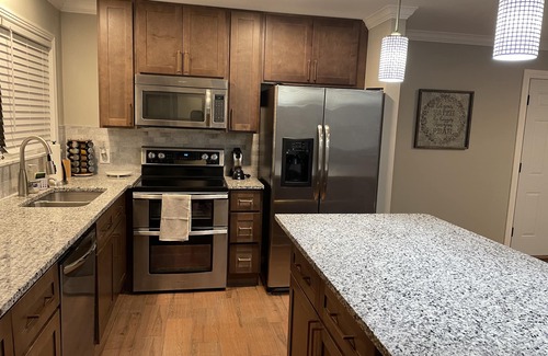 Tulsa House | Centrally located/Tulsa Expo new renovated luxury Cozy home!
