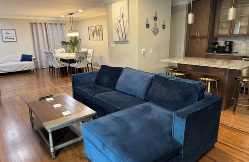 Tulsa House | Centrally located/Tulsa Expo new renovated luxury Cozy home!