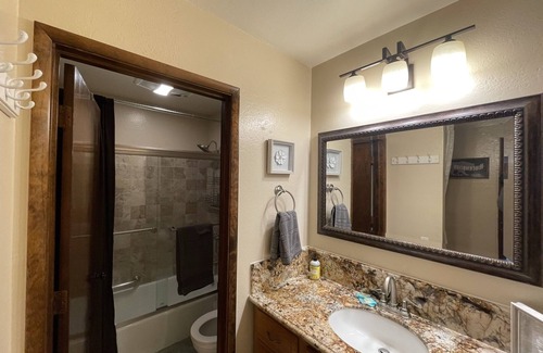 Mammoth Lakes Condo | Centrally Located, Walk to shuttle stops and grocery stores, Sleeps 6