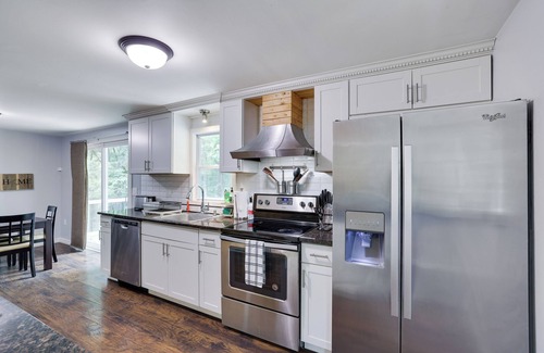 Tannersville House | Centrally Located Poconos Home - Sleeps 8, 3 bedrooms