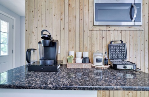 Tannersville House | Centrally Located Poconos Home - Sleeps 8, 3 bedrooms