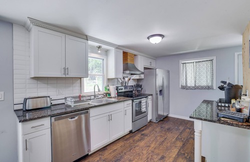 Tannersville House | Centrally Located Poconos Home - Sleeps 8, 3 bedrooms