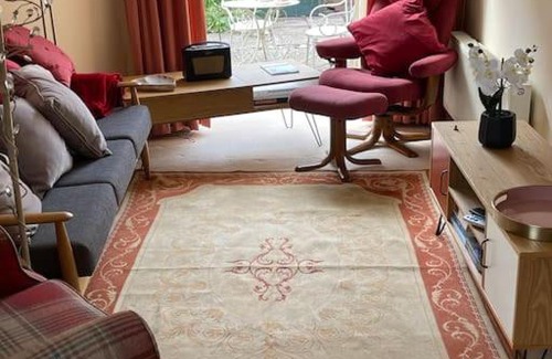 King's Lynn House | Centre of town House 3 Bedrooms Sleeps 5 and Infant Free Onsite Parking 2 Cars