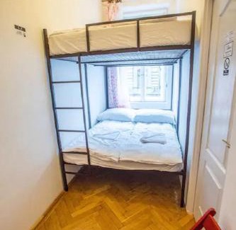 Nepszinhaz negyed Apartment | Centre Sunshine Bedroom Room Season 5