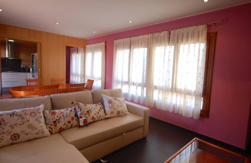 Tossa de Mar Apartment | CENTRIC APARTMENT with POOL in TOSSA