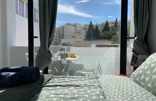 Torremolinos City Centre Apartment | Centrico Loft Torremolinos Soleado Terraza WI-FI