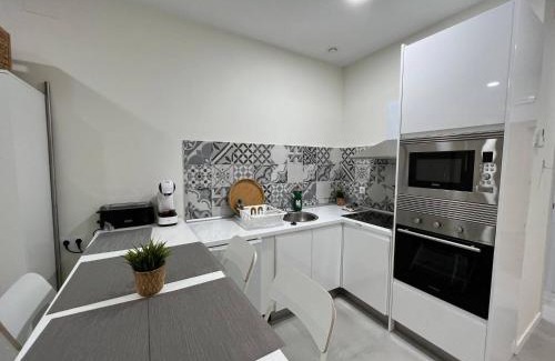 La Trinidad Apartment | Centro Estudio Trinidad Málaga 3