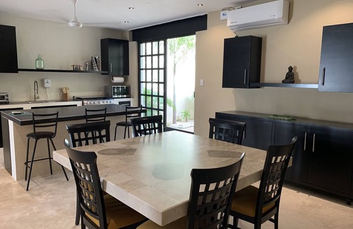 Centro House | Centro Mérida Mexico single level 2 bedroom house