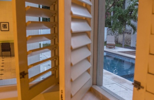 Barrio de Santiago House | CENTRO MID-CENTURY MODERN