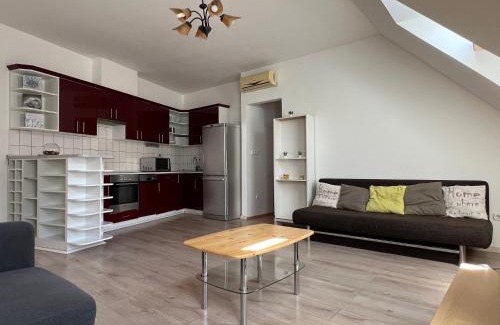 Pecs Apartment | CENTRUM APARTMAN - Citrom utca