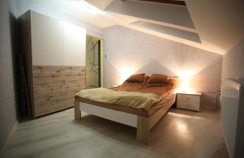 Kaposvar Apartment | Centrum Lux Apartman