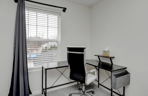 Columbus House | CG SuitesnEntire home in Columbus, Ohion16+ guests5 bedrooms9 beds5 baths