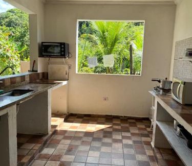 Itariri House | Chácara Completa com Piscina ,2 quartos, 20 pessoas