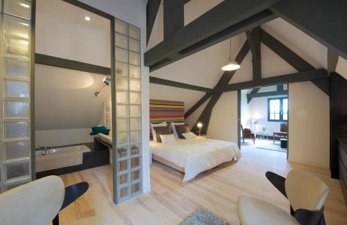 Bugnein Bed & Breakfast | Château de Baylac