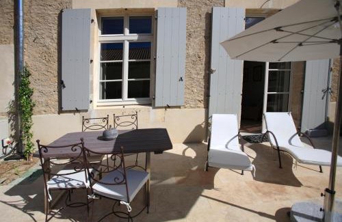 Capestang Hotel | Château Les Carrasses