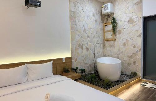 Thao Dien Hotel | Chạm's Hotel & Homestay