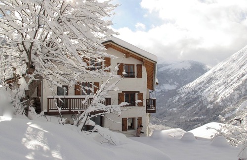 Les Varcins Ski Chalet | Chalet Broski - Luxury near St Martin De Bellville