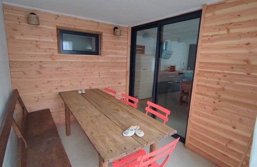 Ars-en-Re House | Chais Typiques Centre Village